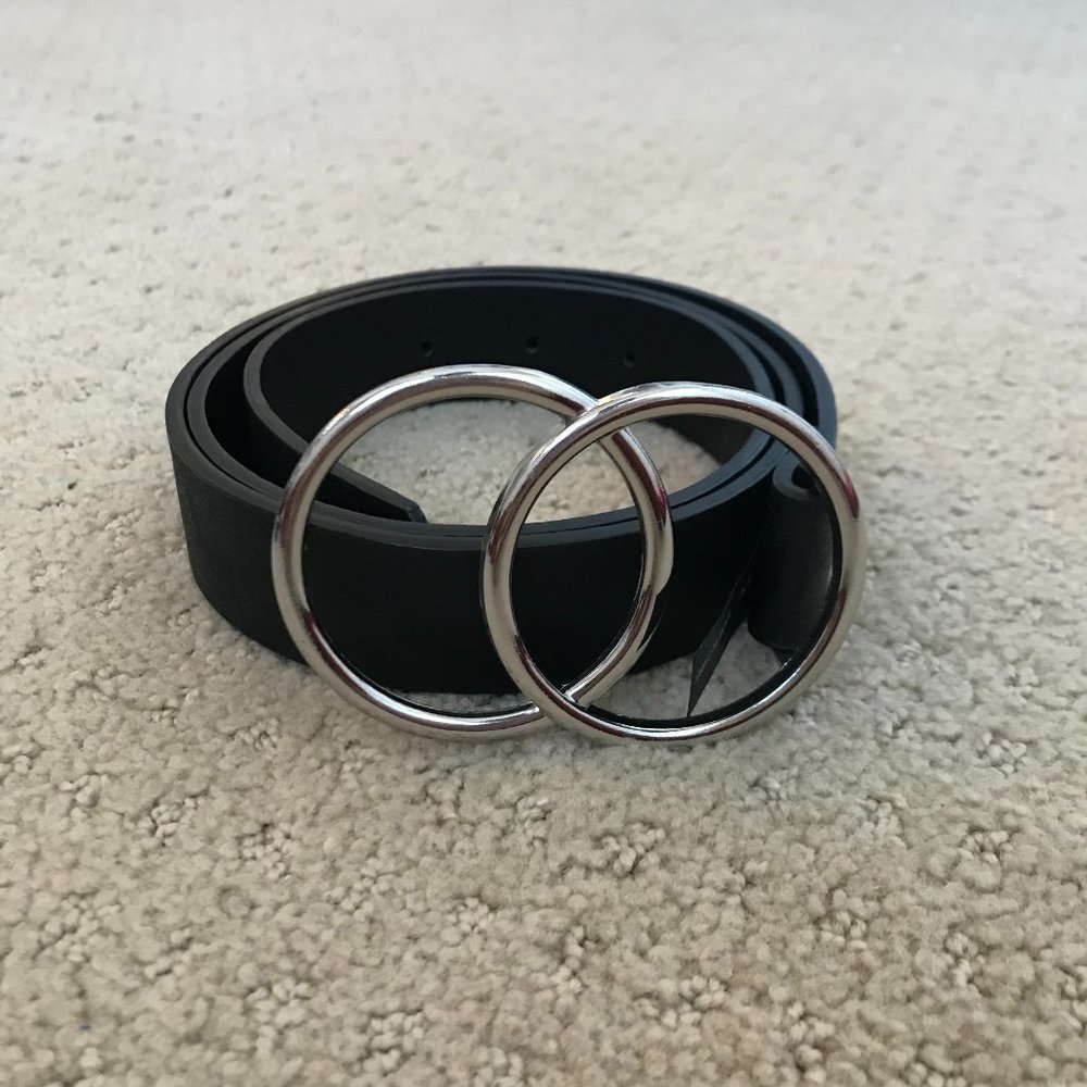 Boohoo Black and Silver Belt